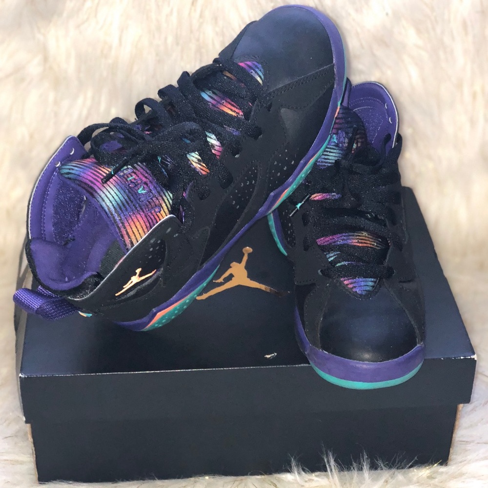 LOLA BUNNY 7S
